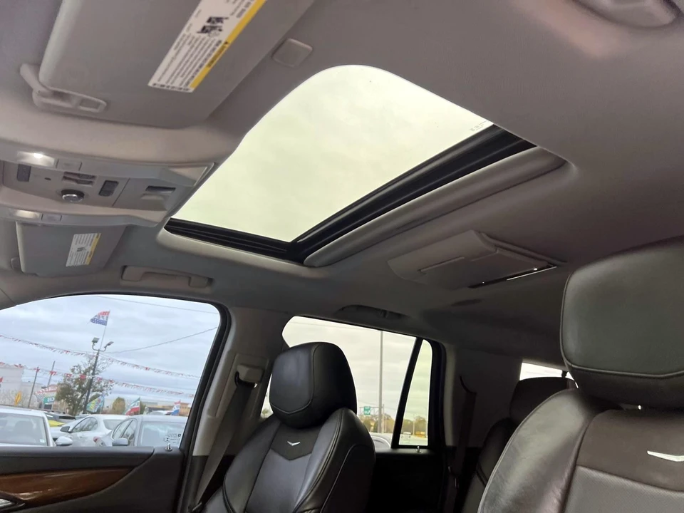 2020 Cadillac Escalade 4th Gen - Image 11 of 21