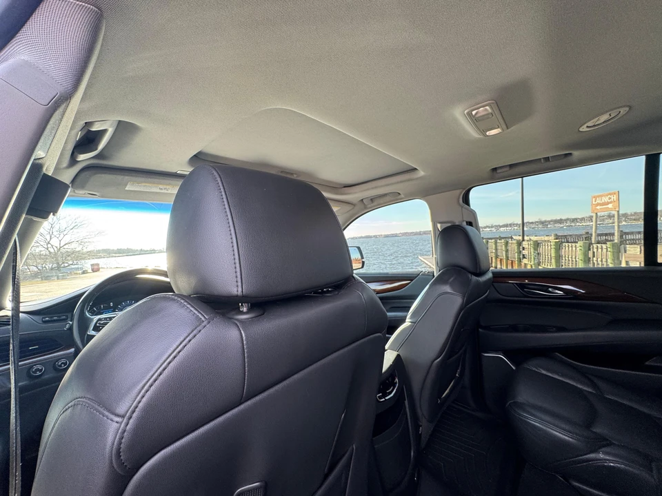 2020 Cadillac Escalade 4th Gen - Image 25 of 31