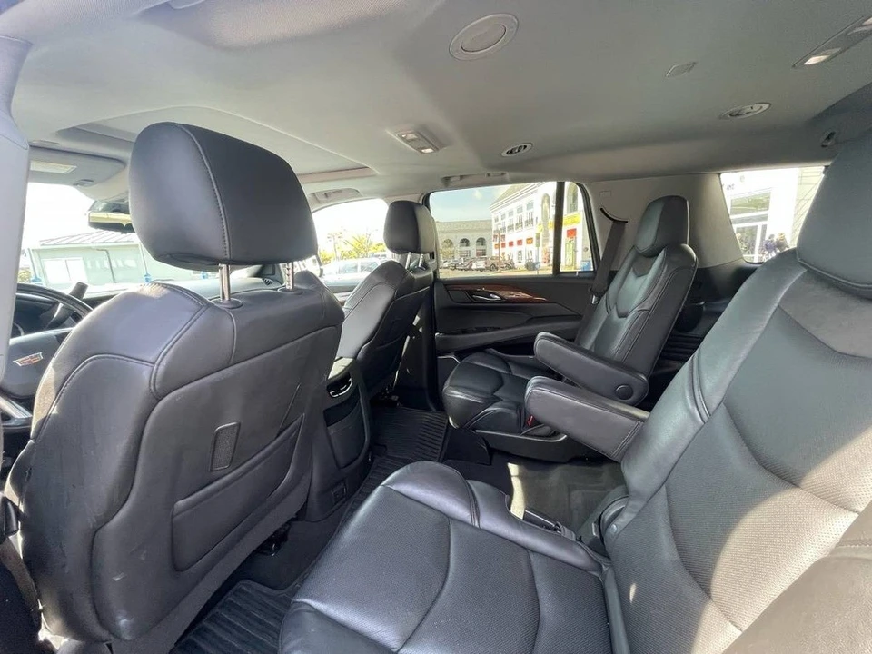 2020 Cadillac Escalade 4th Gen - Image 13 of 19