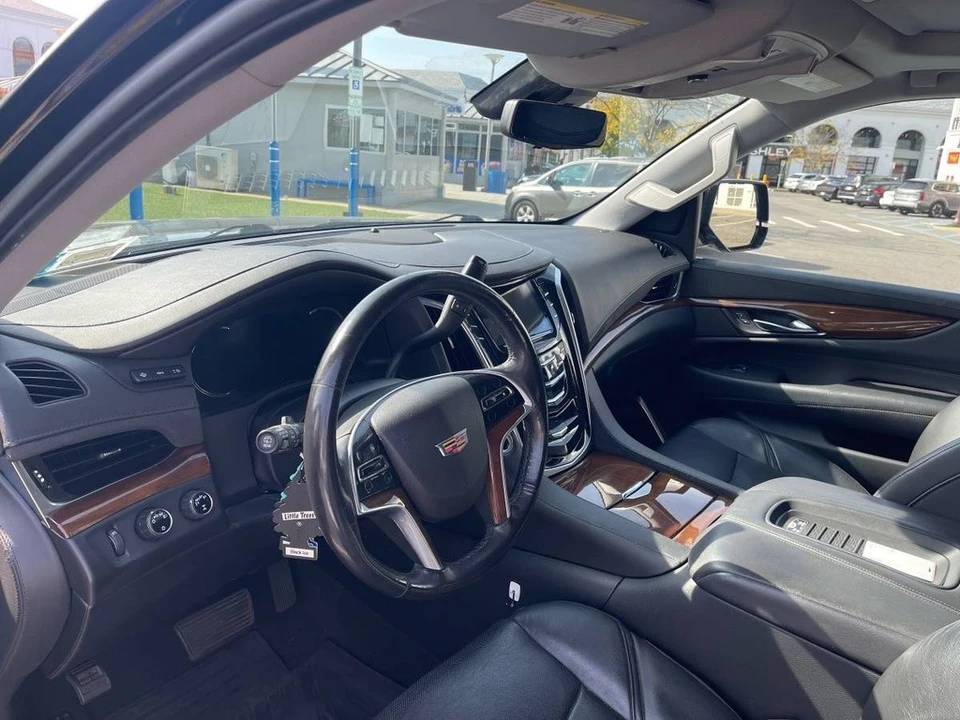 2020 Cadillac Escalade 4th Gen - Image 10 of 19