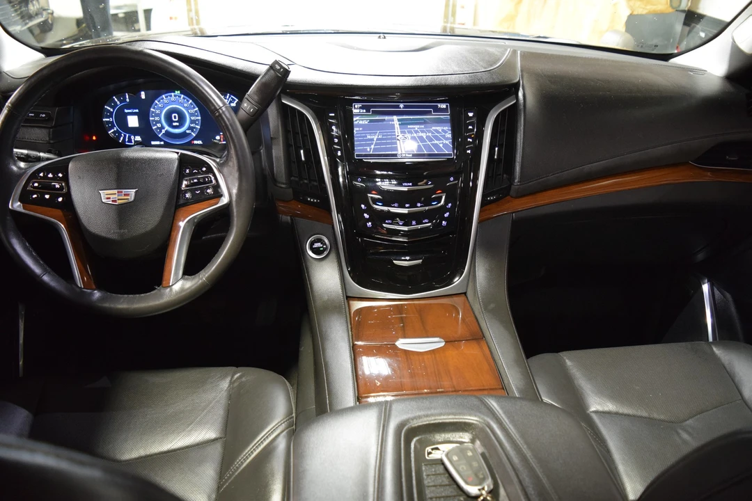 2020 Cadillac Escalade 4th Gen - Image 18 of 21