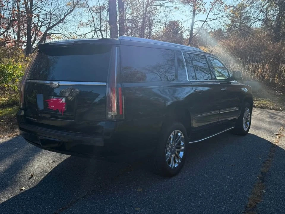 2020 Cadillac Escalade 4th Gen - Image 2 of 2