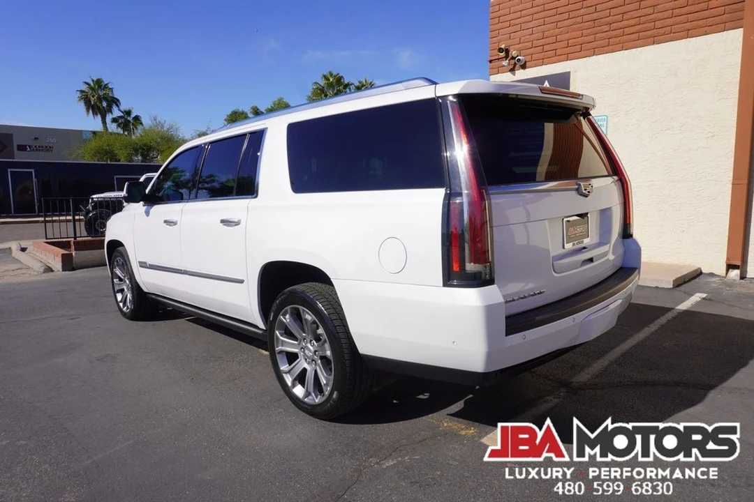 2020 Cadillac Escalade 4th Gen - Image 4 of 12