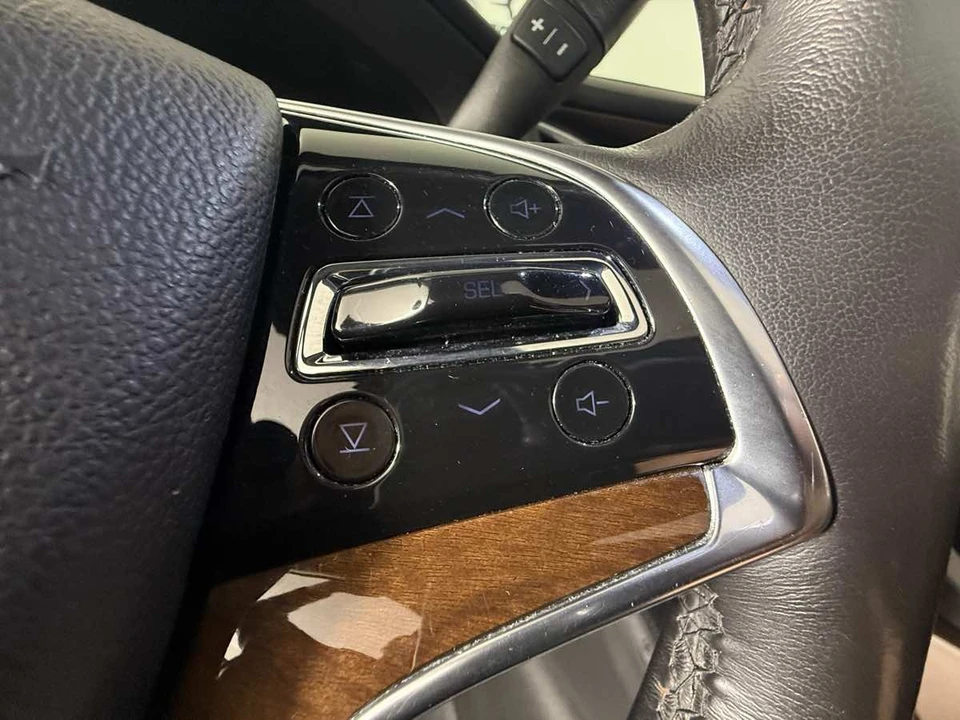2020 Cadillac Escalade 4th Gen - Image 24 of 31