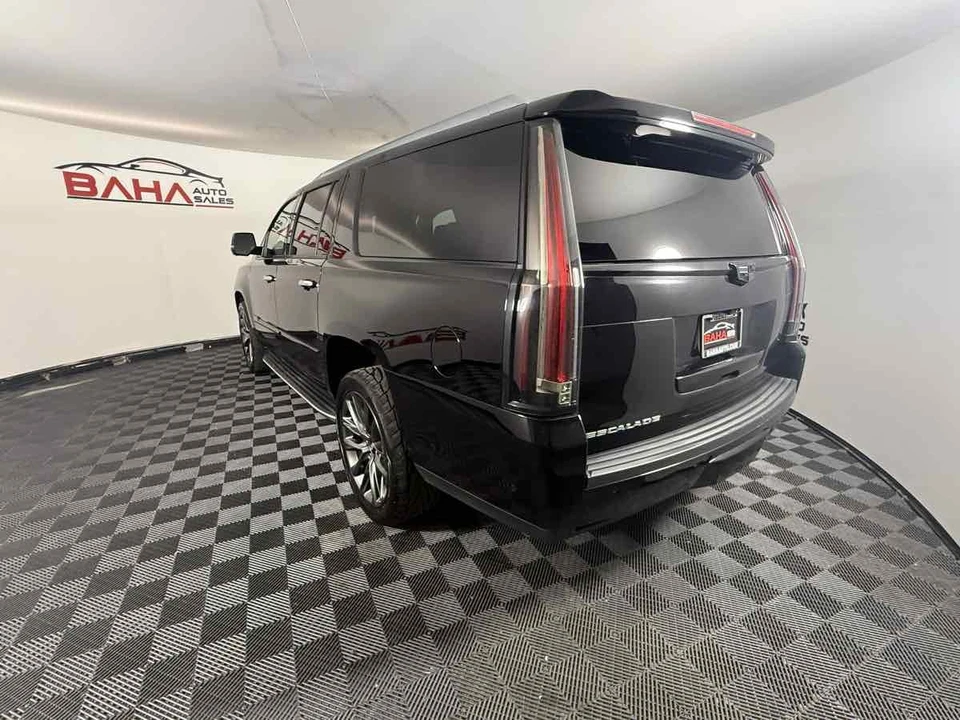 2020 Cadillac Escalade 4th Gen - Image 8 of 31