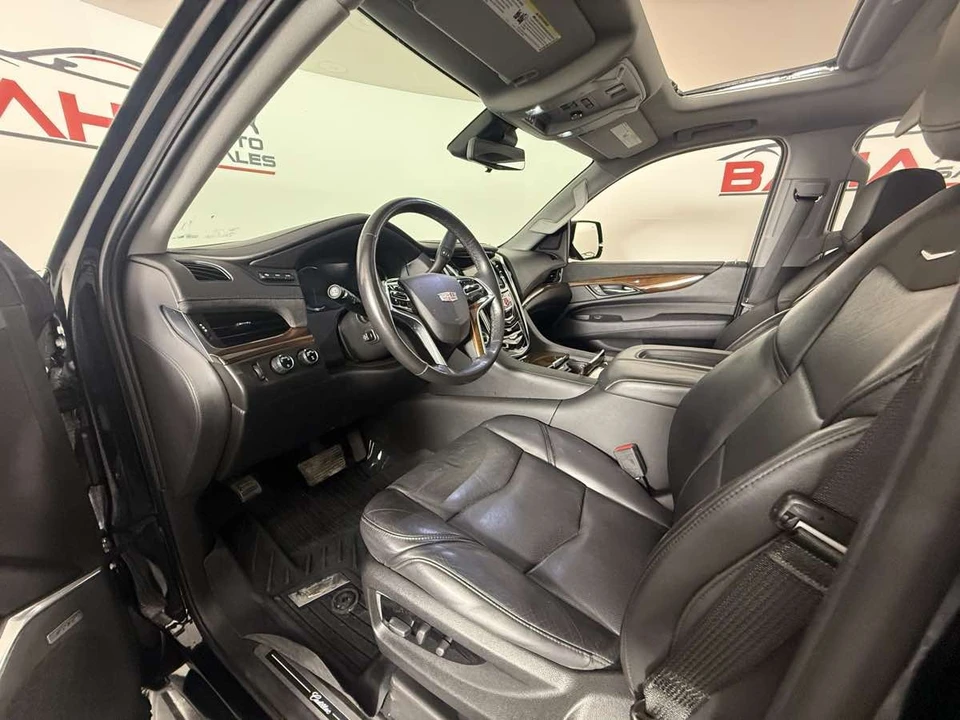 2020 Cadillac Escalade 4th Gen - Image 18 of 31