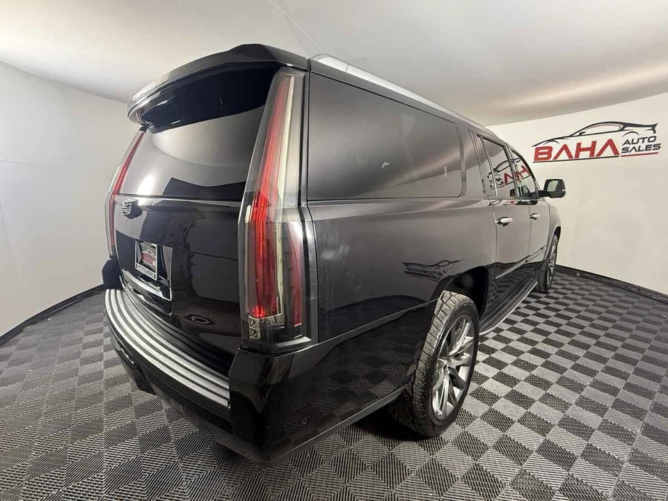 2020 Cadillac Escalade 4th Gen - Image 11 of 31