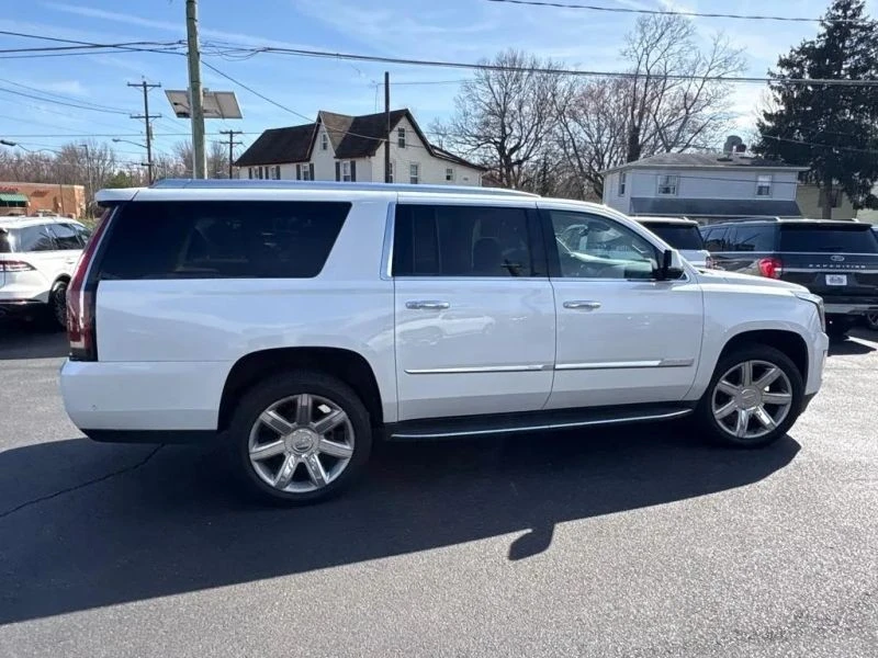 2020 Cadillac Escalade 4th Gen - Image 8 of 12