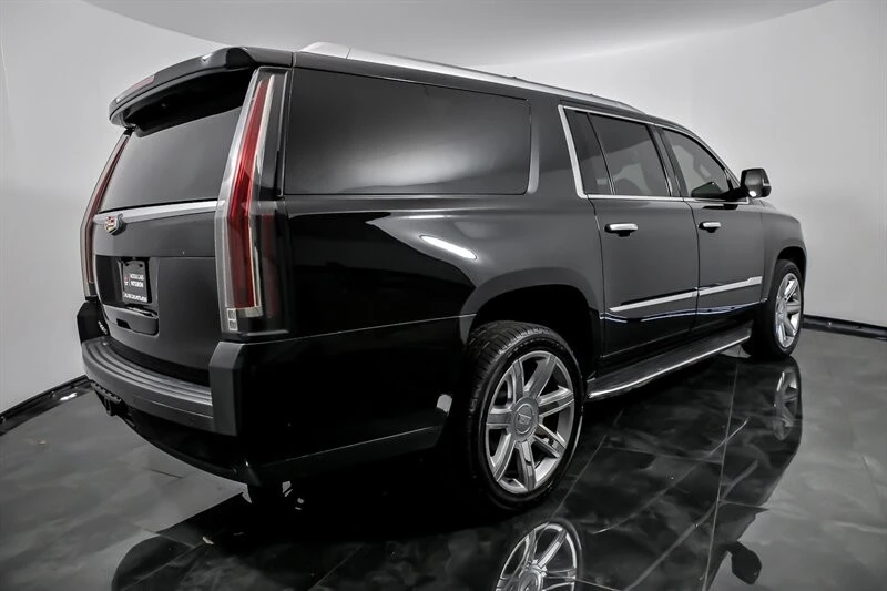 2020 Cadillac Escalade 4th Gen - Image 9 of 21