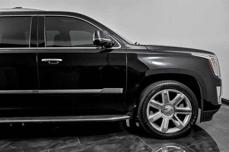 2020 Cadillac Escalade 4th Gen - Image 11 of 21