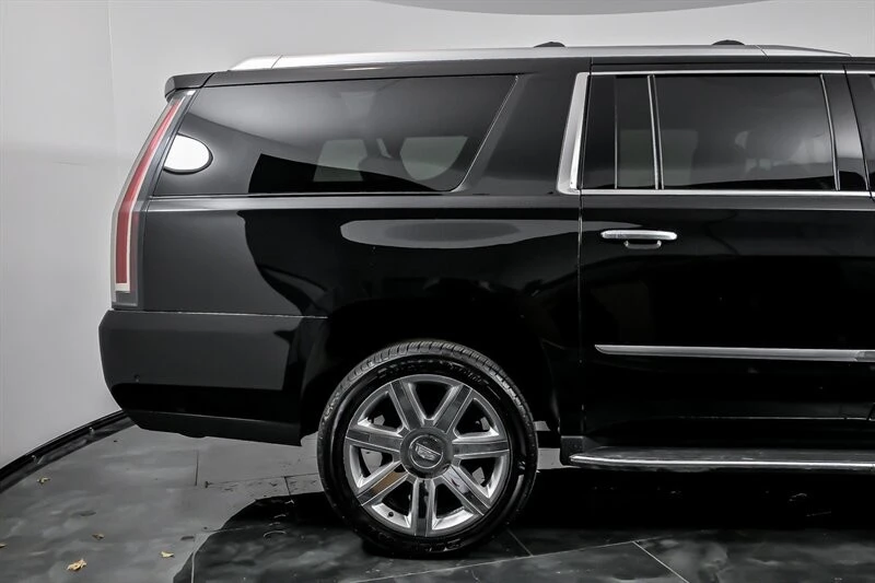 2020 Cadillac Escalade 4th Gen - Image 10 of 21