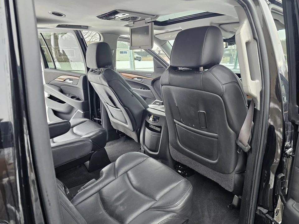 2020 Cadillac Escalade 4th Gen - Image 10 of 21