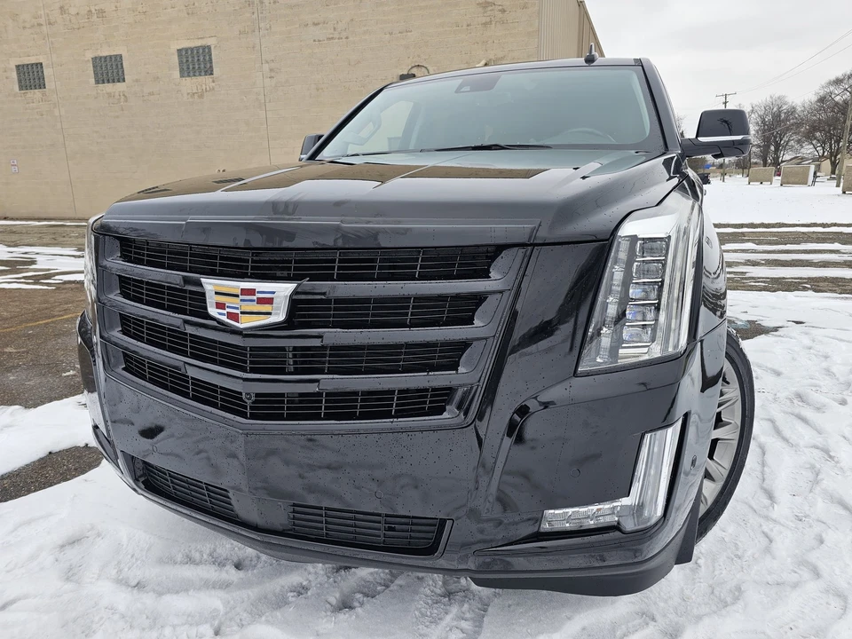 2020 Cadillac Escalade 4th Gen - Image 2 of 21