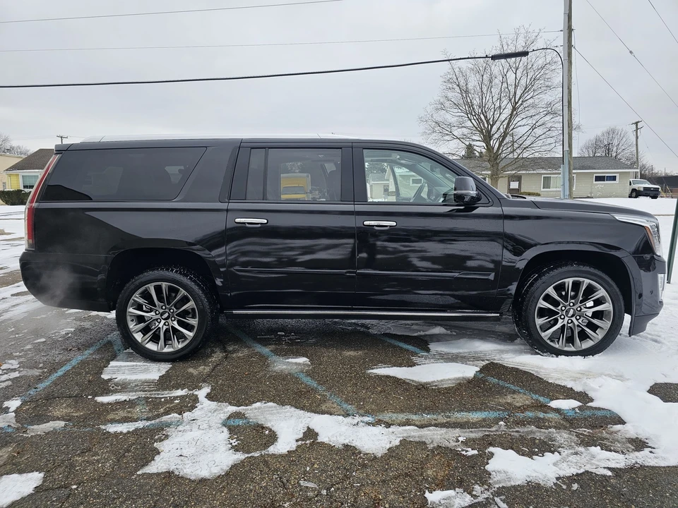 2020 Cadillac Escalade 4th Gen - Image 12 of 21