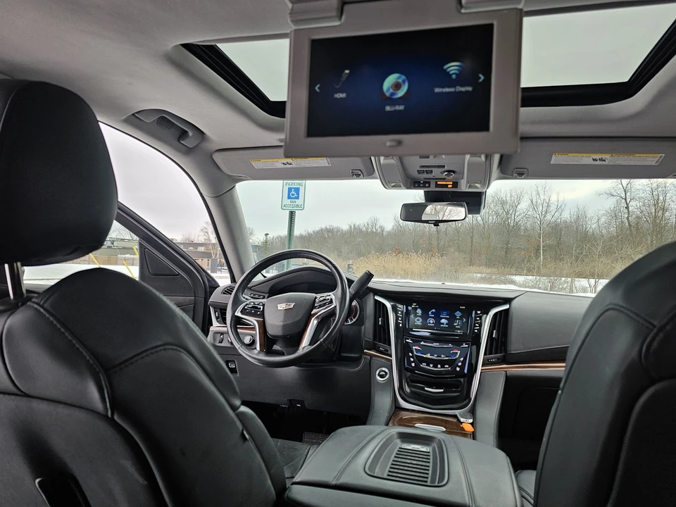 2020 Cadillac Escalade 4th Gen - Image 8 of 21