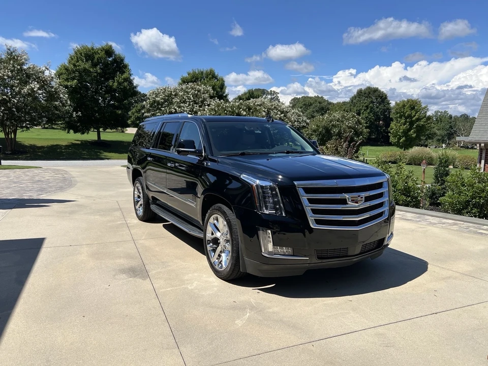 2020 Cadillac Escalade 4th Gen - Image 11 of 21