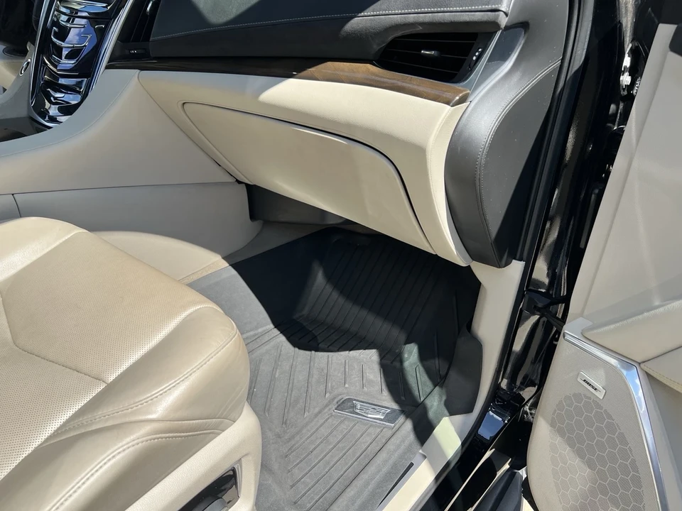 2020 Cadillac Escalade 4th Gen - Image 15 of 21