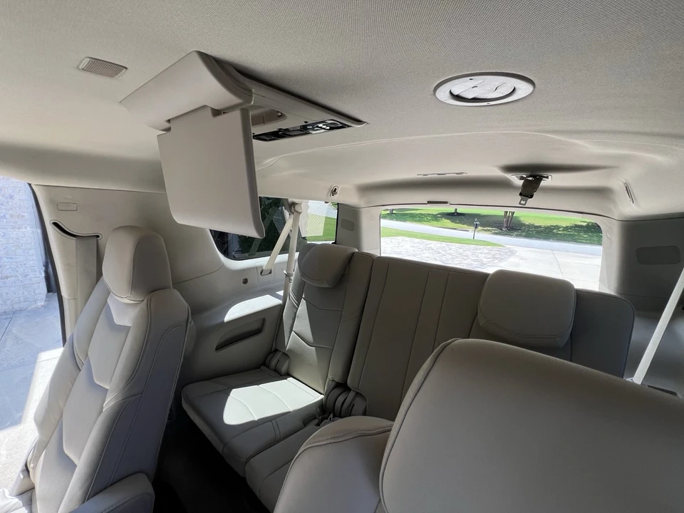 2020 Cadillac Escalade 4th Gen - Image 19 of 21