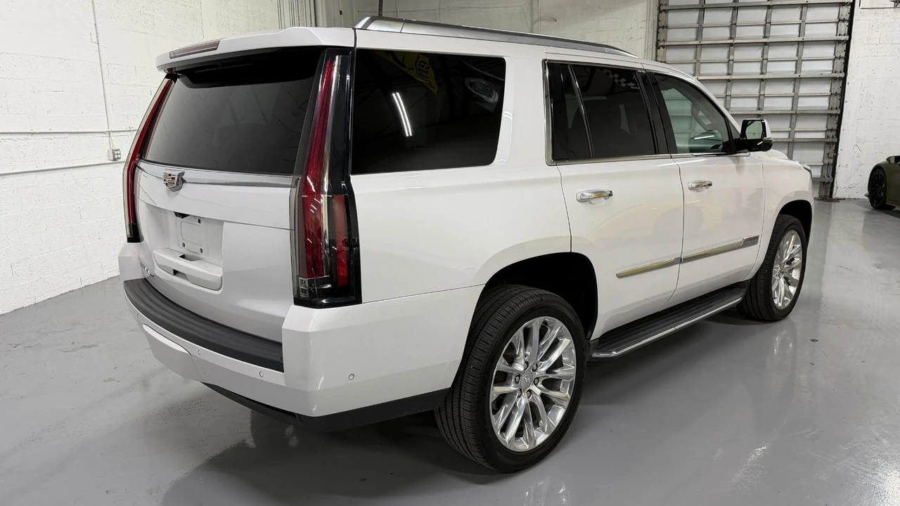 2020 Cadillac Escalade 4th Gen - Image 11 of 21