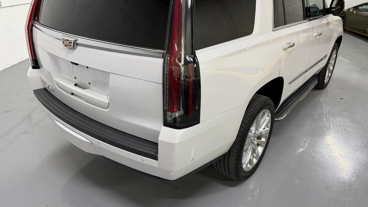 2020 Cadillac Escalade 4th Gen - Image 10 of 21