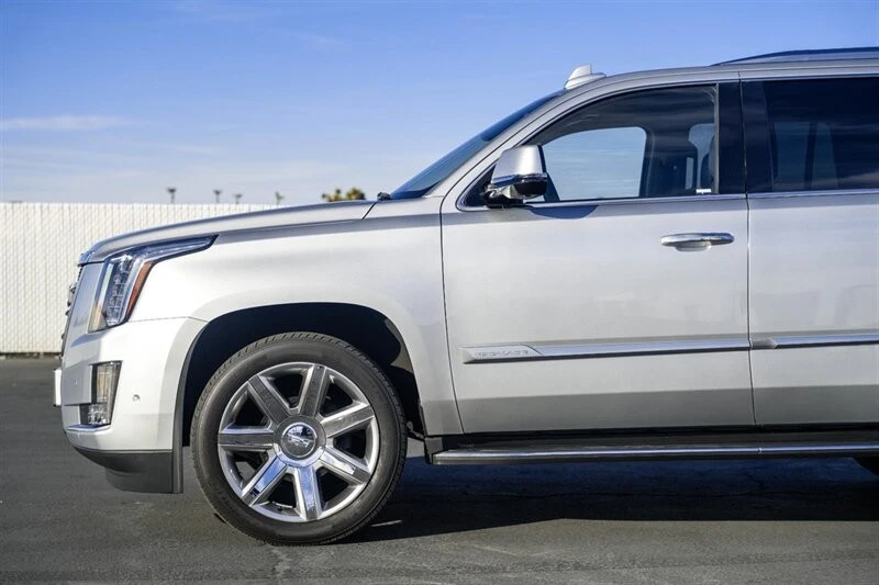 2020 Cadillac Escalade 4th Gen - Image 5 of 21