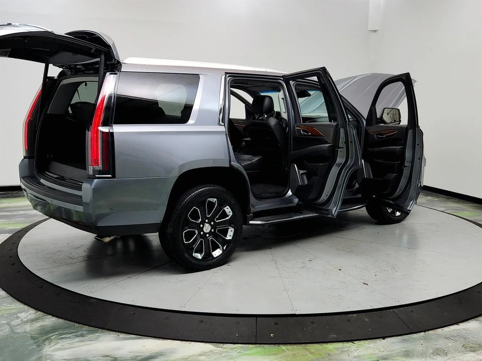 2020 Cadillac Escalade 4th Gen - Image 11 of 12