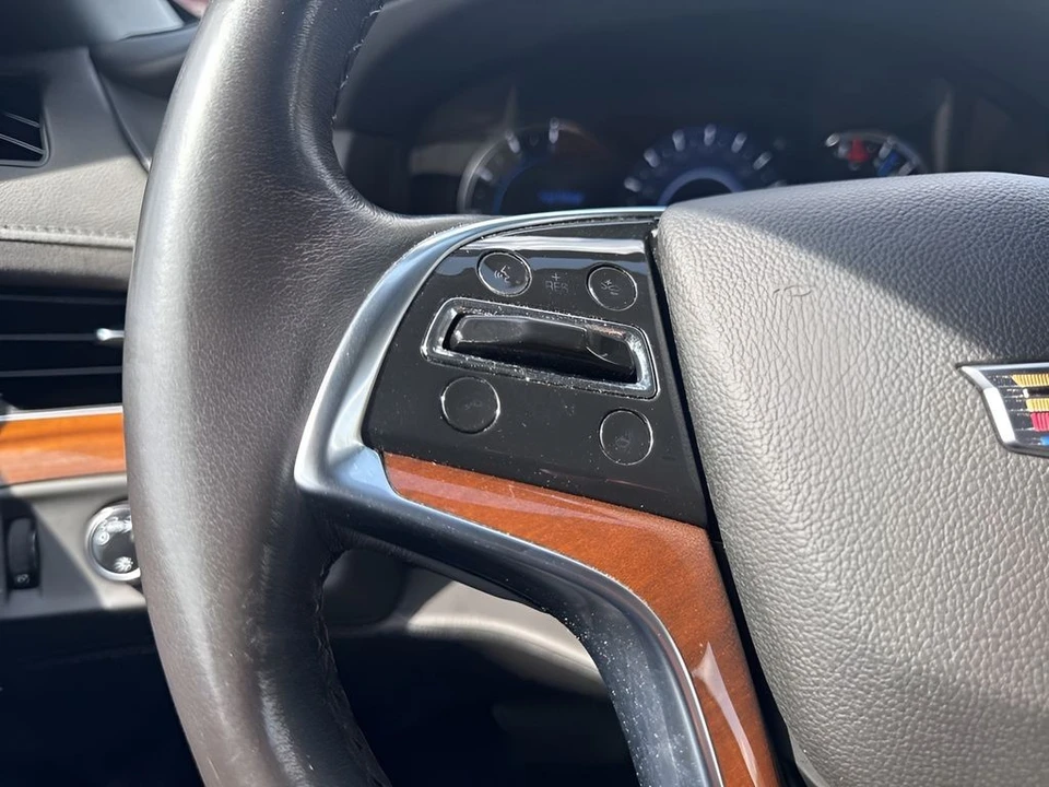 2020 Cadillac Escalade 4th Gen - Image 17 of 21