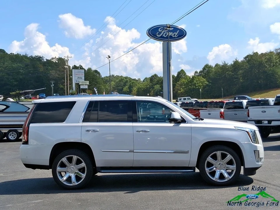 2020 Cadillac Escalade 4th Gen - Image 18 of 21