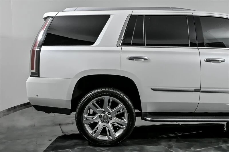 2020 Cadillac Escalade 4th Gen - Image 11 of 12