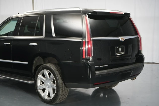 2020 Cadillac Escalade 4th Gen - Image 26 of 31