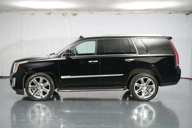 2020 Cadillac Escalade 4th Gen - Image 2 of 31