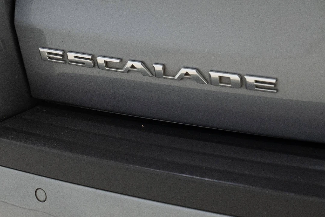 2020 Cadillac Escalade 4th Gen - Image 12 of 12