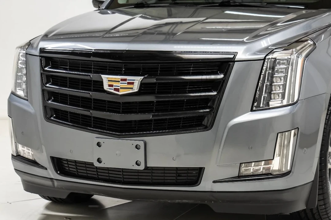 2020 Cadillac Escalade 4th Gen - Image 9 of 12