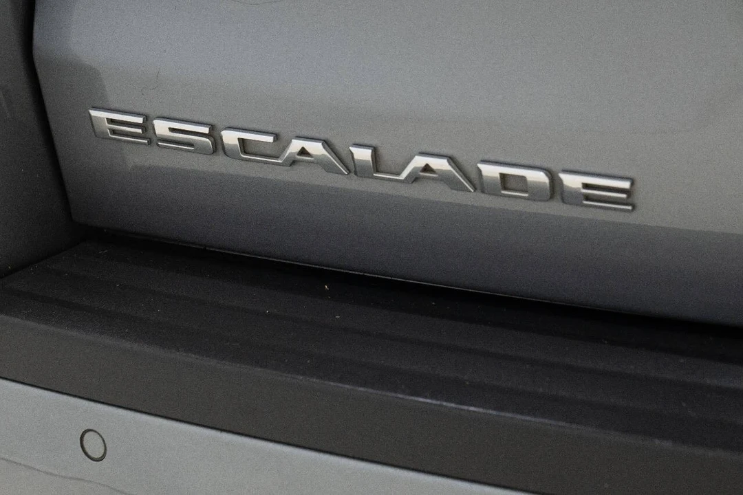 2020 Cadillac Escalade 4th Gen - Image 12 of 12