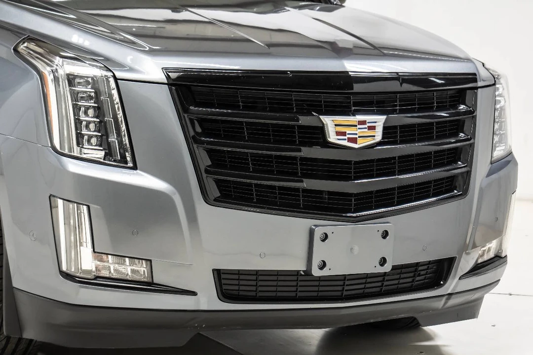 2020 Cadillac Escalade 4th Gen - Image 10 of 12