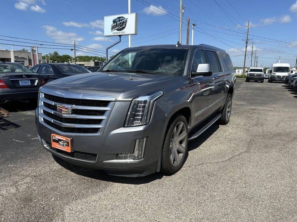 2020 Cadillac Escalade 4th Gen - Image 2 of 12