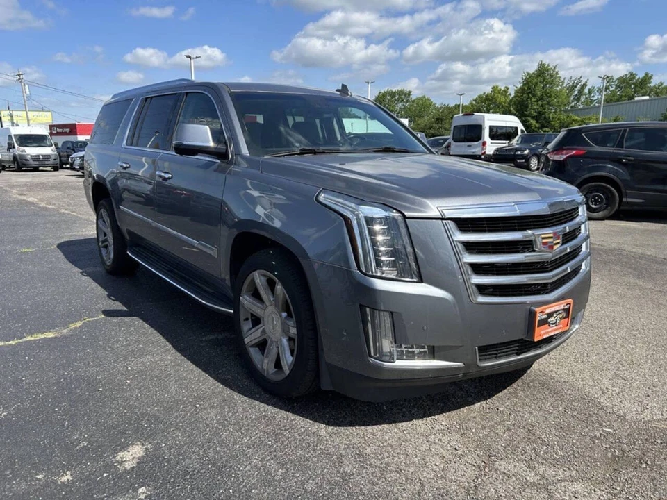 2020 Cadillac Escalade 4th Gen - Image 3 of 12