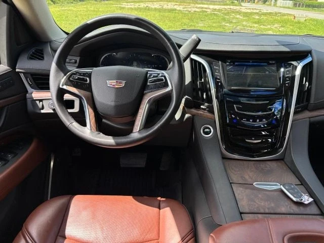 2020 Cadillac Escalade 4th Gen - Image 12 of 21