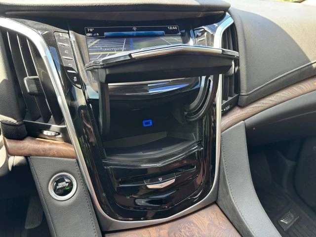 2020 Cadillac Escalade 4th Gen - Image 18 of 21