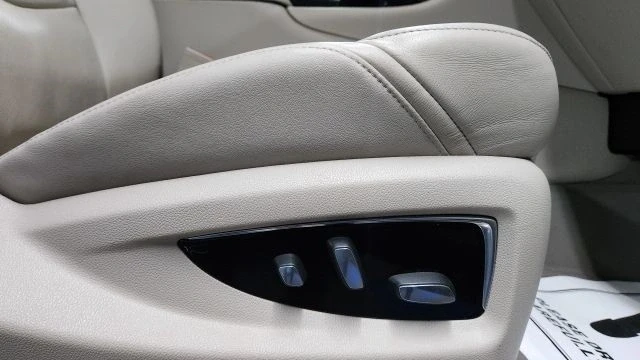 2020 Cadillac Escalade 4th Gen - Image 16 of 21