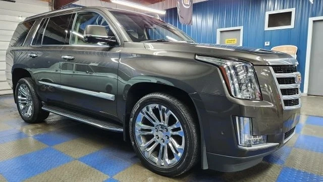 2020 Cadillac Escalade 4th Gen - Image 2 of 12