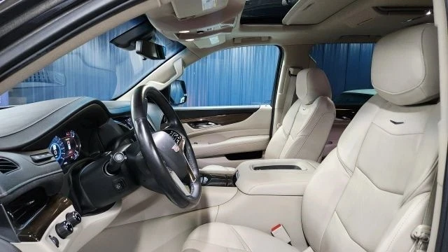 2020 Cadillac Escalade 4th Gen - Image 8 of 12