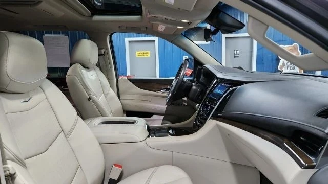 2020 Cadillac Escalade 4th Gen - Image 13 of 21