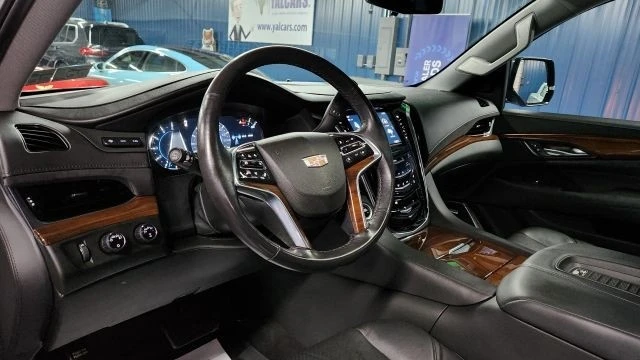 2020 Cadillac Escalade 4th Gen - Image 8 of 12