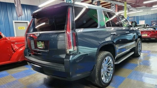 2020 Cadillac Escalade 4th Gen - Image 3 of 12