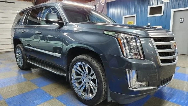 2020 Cadillac Escalade 4th Gen - Image 2 of 12