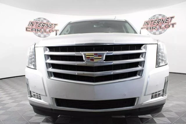 2020 Cadillac Escalade 4th Gen - Image 2 of 12
