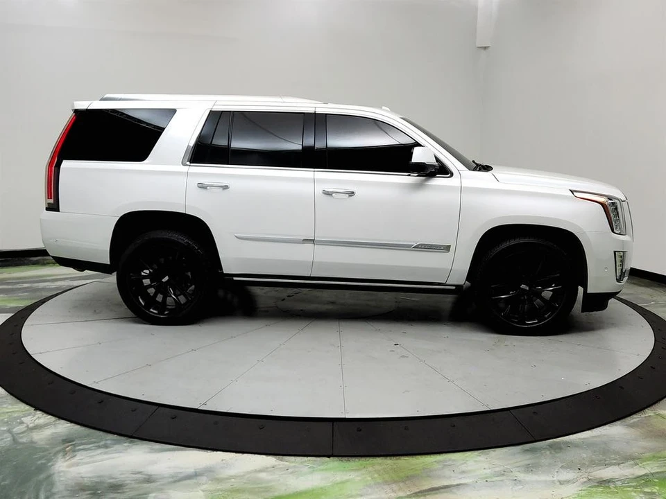 2020 Cadillac Escalade 4th Gen - Image 4 of 12