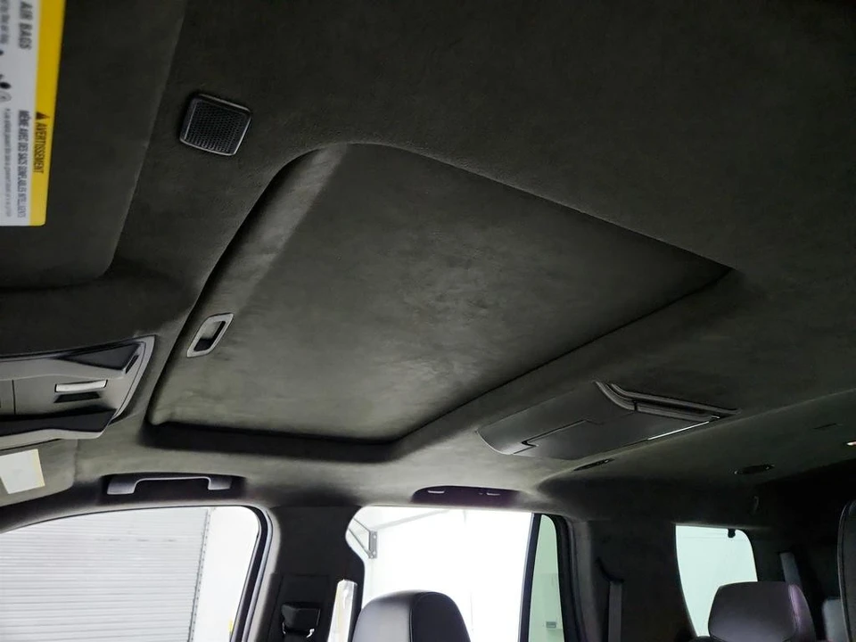 2020 Cadillac Escalade 4th Gen - Image 15 of 21