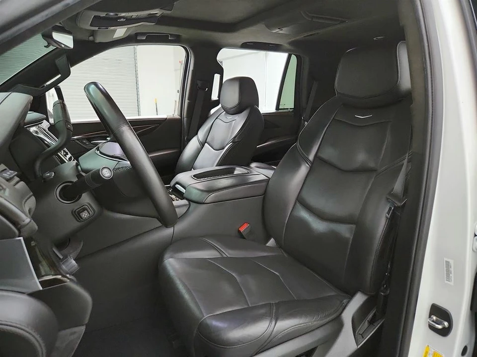 2020 Cadillac Escalade 4th Gen - Image 14 of 21